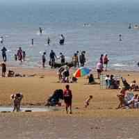 photograph of holiday-makers on Hunstanton beach