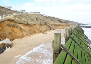  March 2013 Photograph of the stricken Hopton Beach